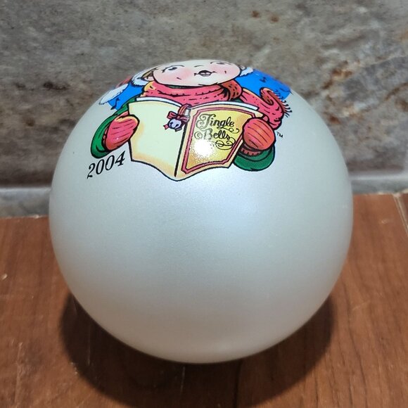 Campbells Soup Kids White Ball Ornament Collectors Edition 2004 - Picture 8 of 9